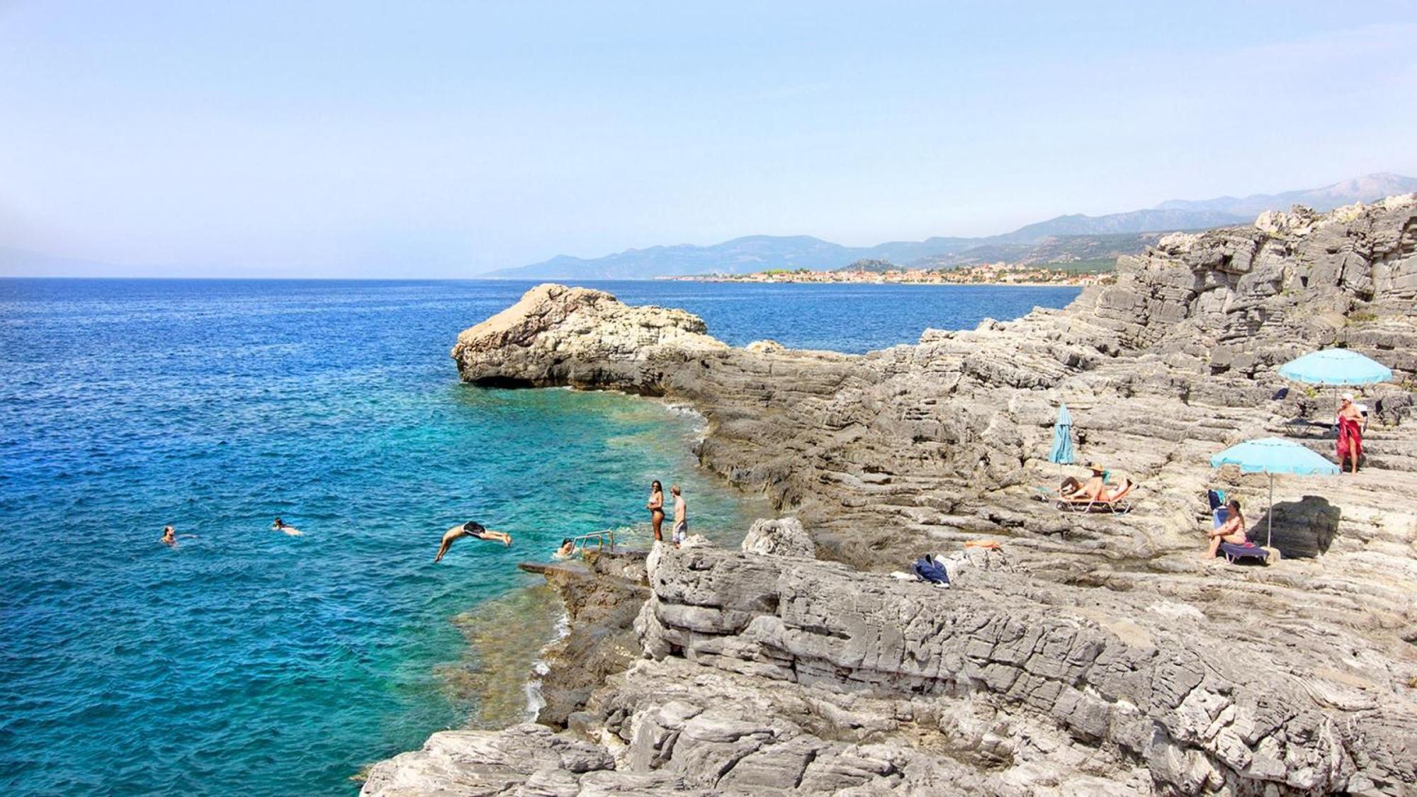 Mani Apartments Suites Agios Nikolaos  Exteriér fotografie